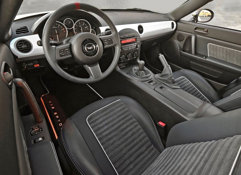2011 Mazda MX 5 Spyder Concept Interior  (View 4 of 7)