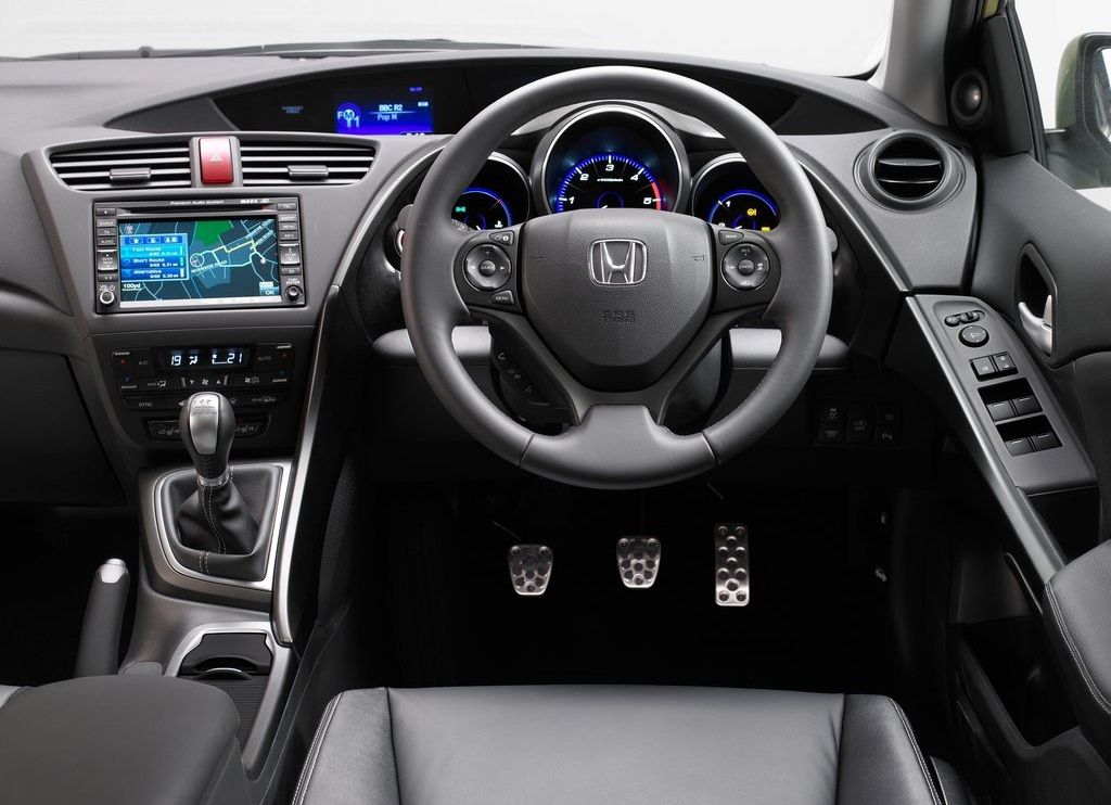 2012 Honda Civic Eu Version Interior (View 5 of 11)