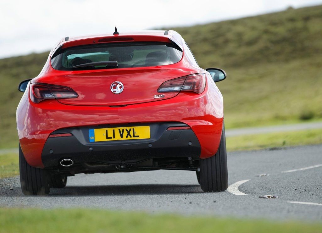 2012 Vauxhall Astra GTC Rear (View 9 of 10)