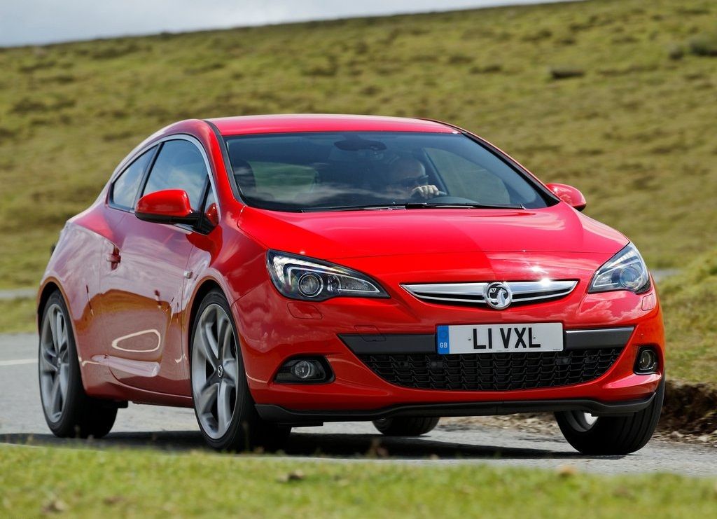 2012 Vauxhall Astra GTC (View 8 of 10)