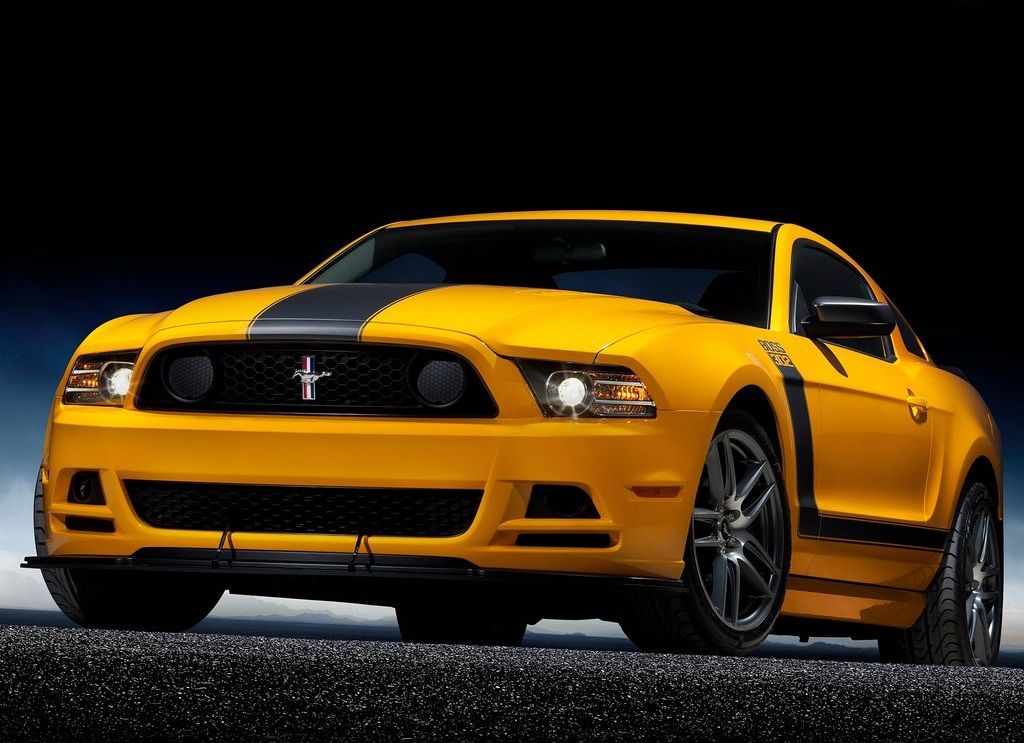 Featured Photo of 2013 Ford Mustang Boss 302 Strong Car Review