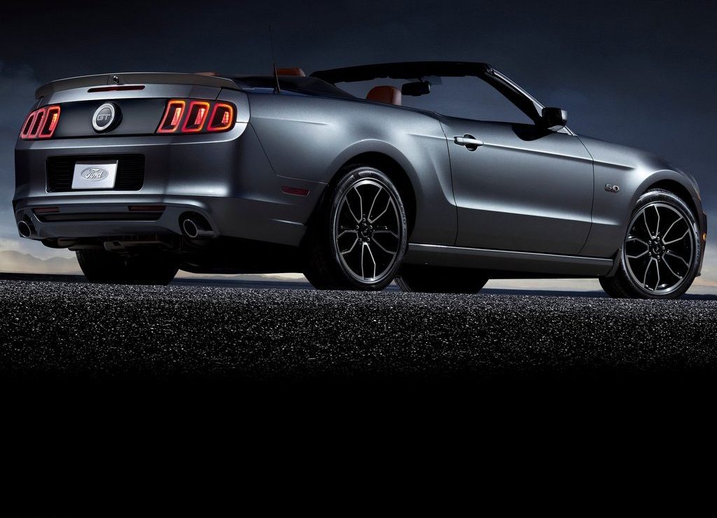 2013 Ford Mustang Gt Rear (View 5 of 7)