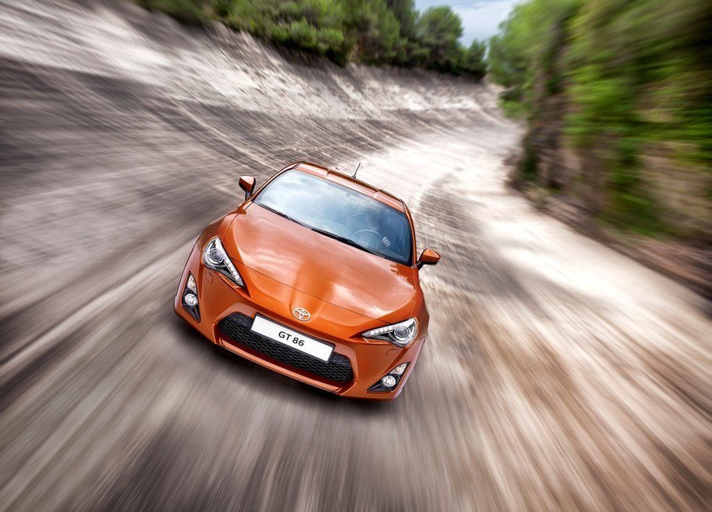 2013 Toyota Gt 86 Front (Gallery 1 of 7)