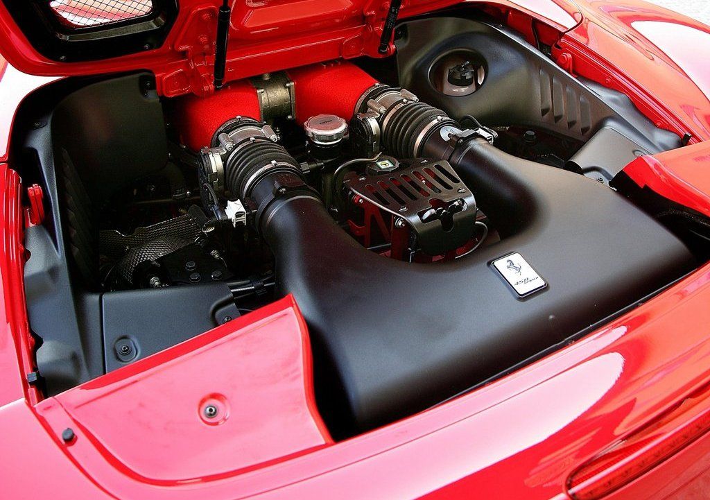 2013 Ferrari 458 Spider Engine (View 1 of 11)