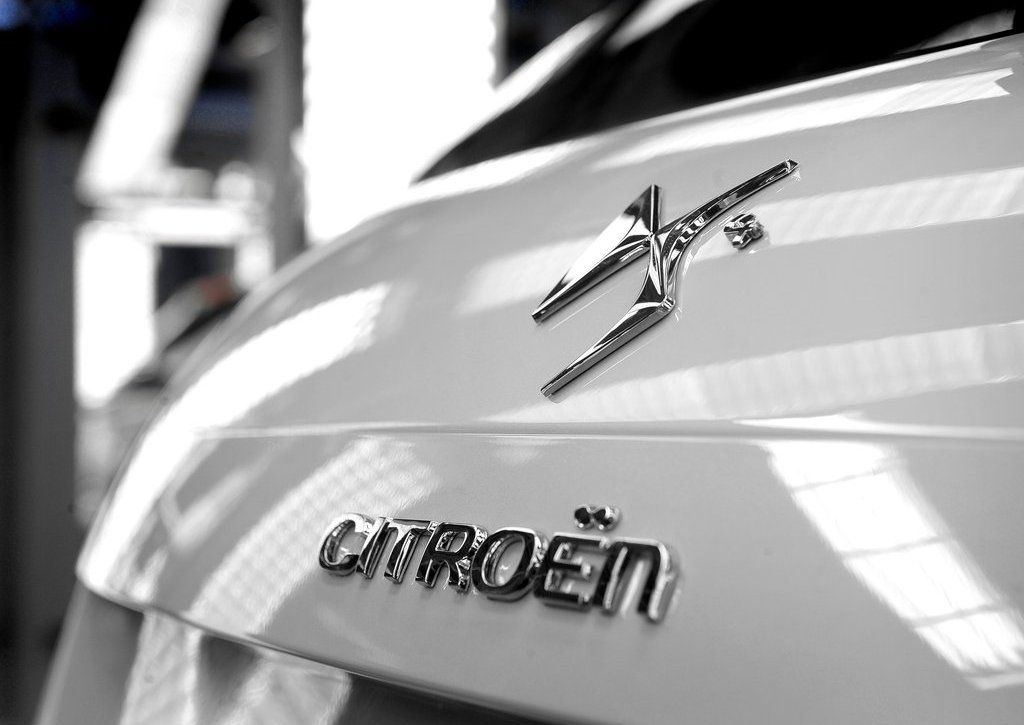 2012 Citroen DS4 Emblem (View 1 of 15)