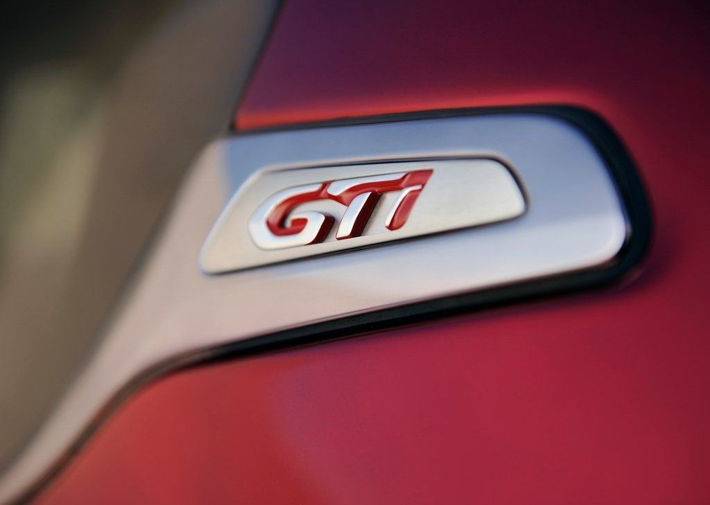 2012 Peugeot 208 GTi Concept Emblem (View 3 of 14)