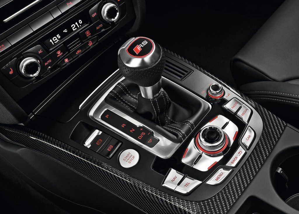 2013 Audi RS4 Avant Interior (View 11 of 27)