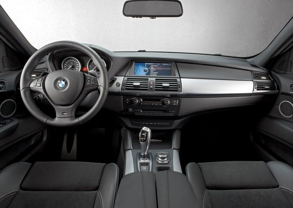 2013 BMW X6 M50d Interior (View 11 of 17)