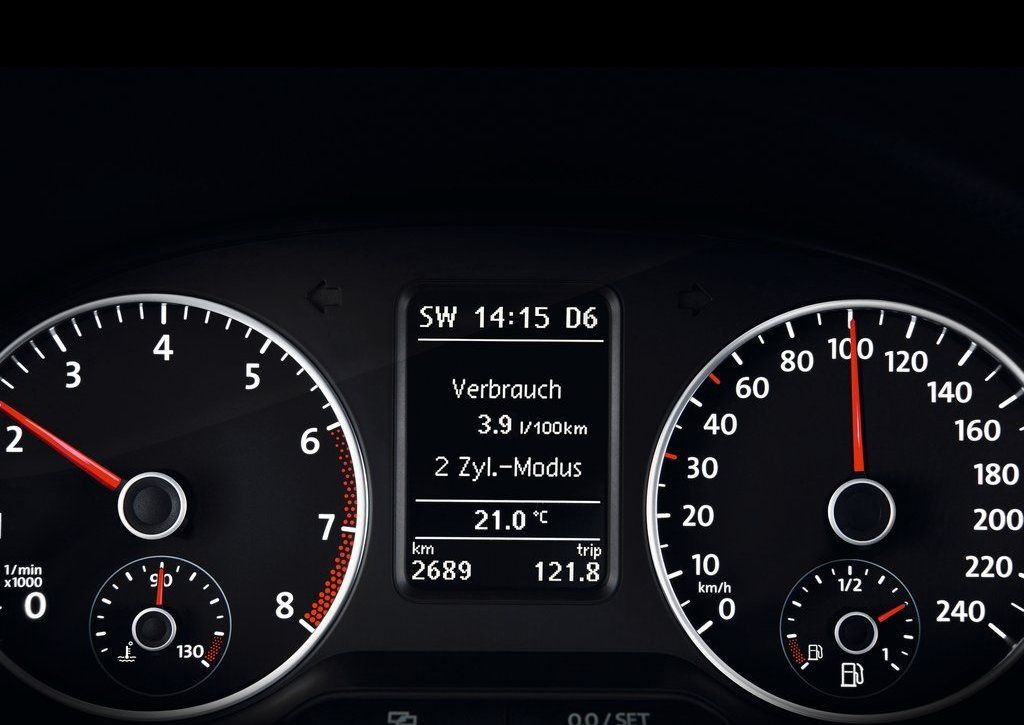 2013 Volkswagen Polo BlueGT Speedometer (View 8 of 8)
