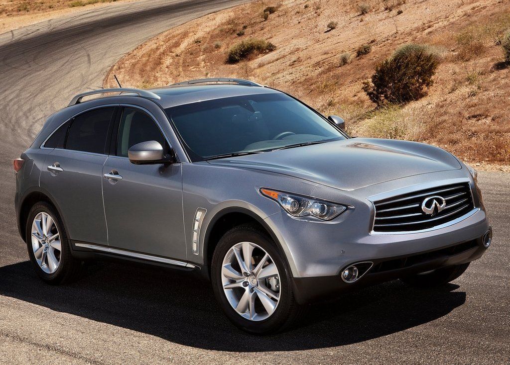 2012 Infiniti FX Front Angle (View 2 of 11)