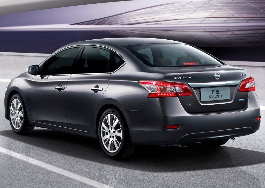 2012 Nissan Sylphy Rear (View 6 of 8)
