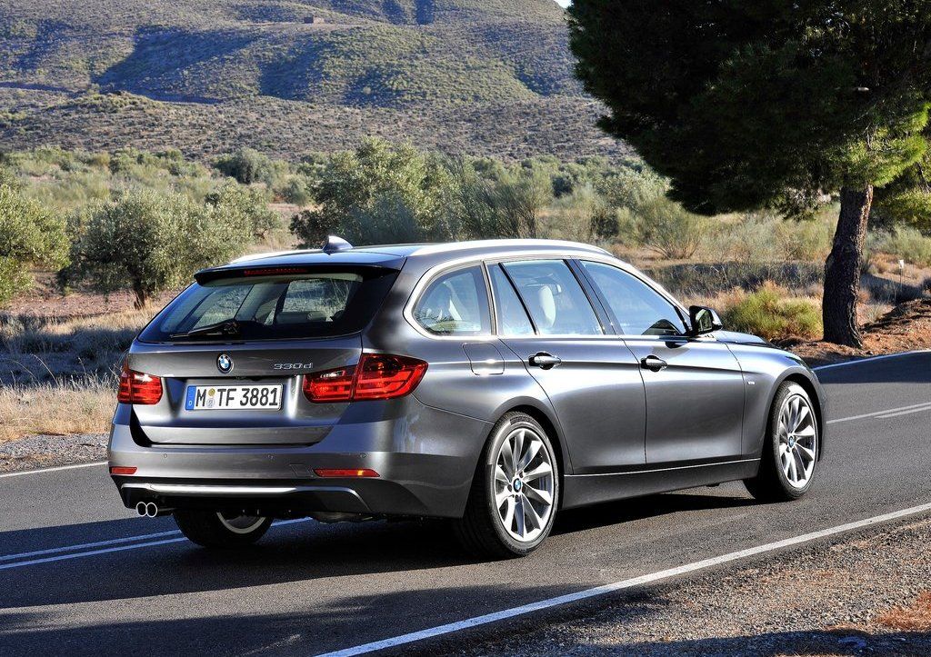 2013 BMW 3 Series Touring Rear Angle (View 8 of 13)