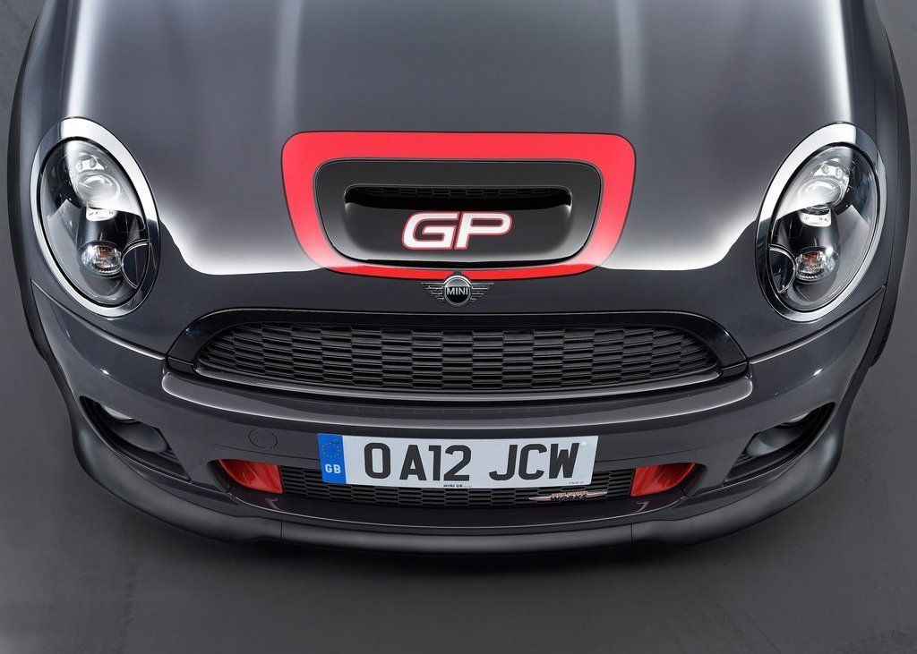 2013 Mini John Cooper Works GP Front View (View 5 of 12)