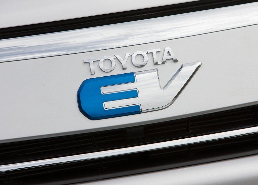 2013 Toyota RAV4 EV Logo (View 14 of 21)