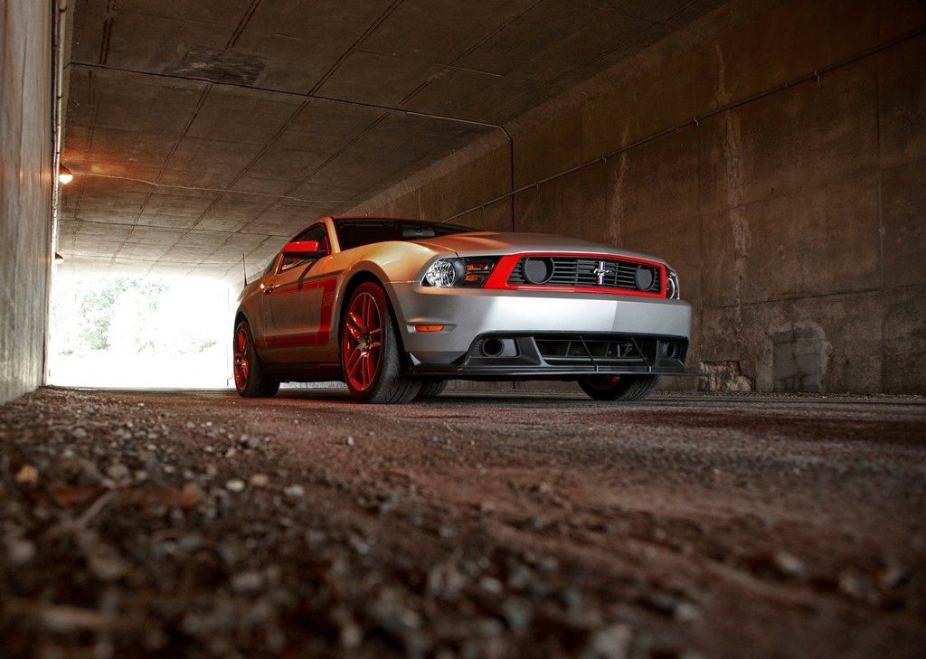 2013 Ford Mustang Boss 302 Laguna Seca Front View (View 9 of 21)