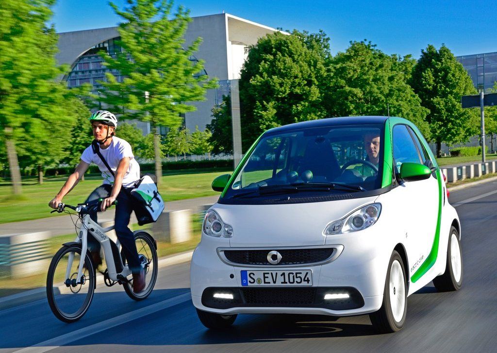 2013 Smart Fortwo Electric Drive (View 1 of 15)