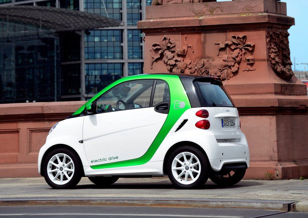 2013 Smart Fortwo Electric Drive Side (View 13 of 15)