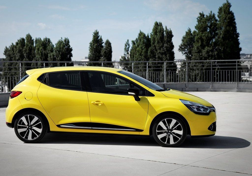 2013 Renault Clio Right Side (View 14 of 16)