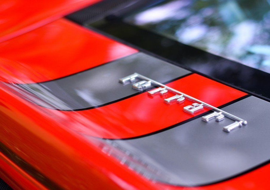 2013 Ferrari 430 Scuderia Emblem (View 2 of 10)