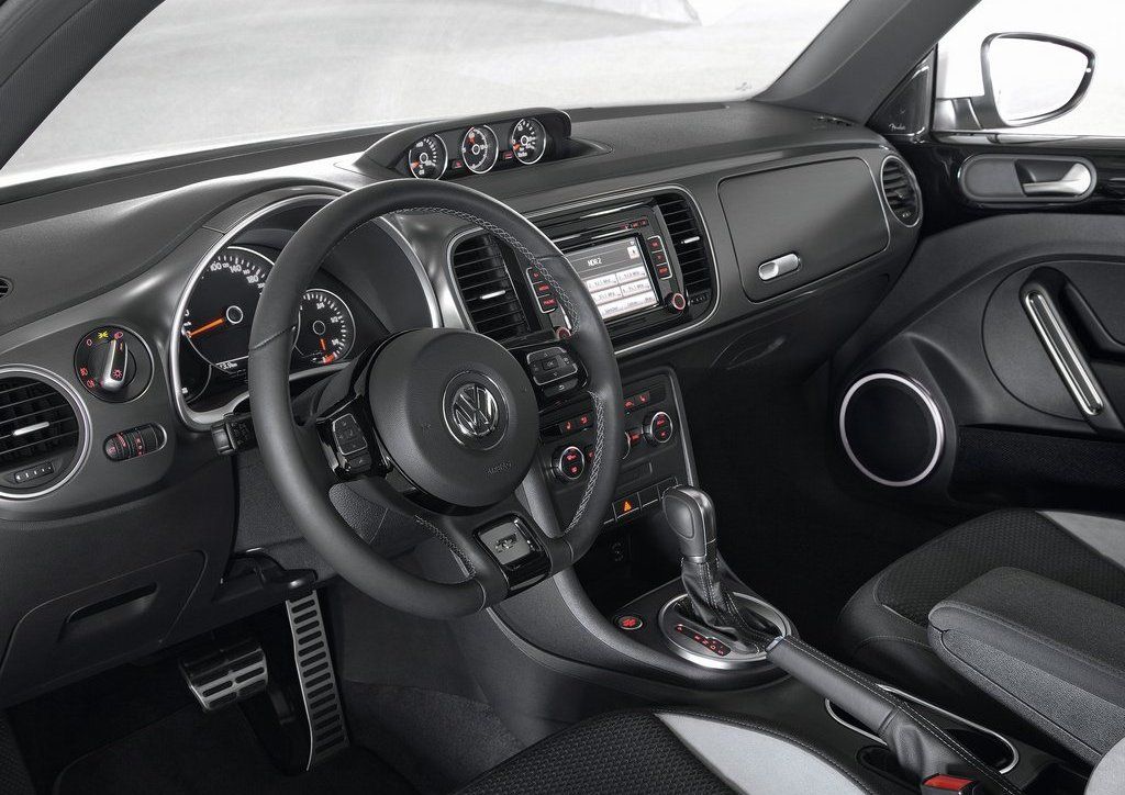2013 Volkswagen Beetle R Line Interior (View 2 of 5)