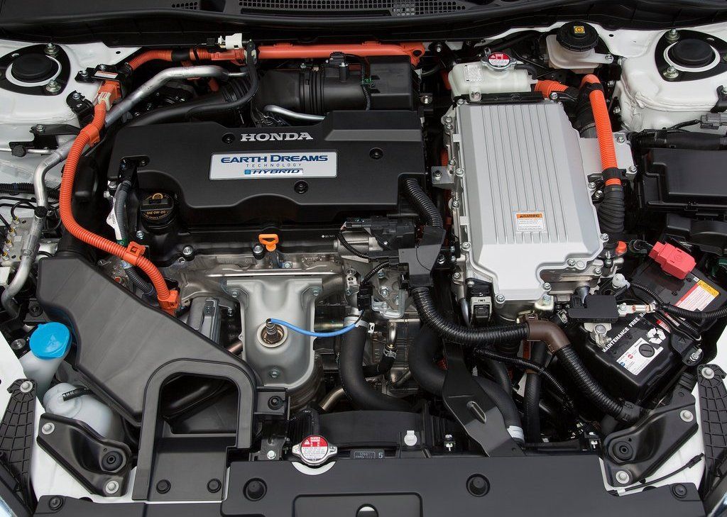 2014 Honda Accord PHEV Engine (View 1 of 15)