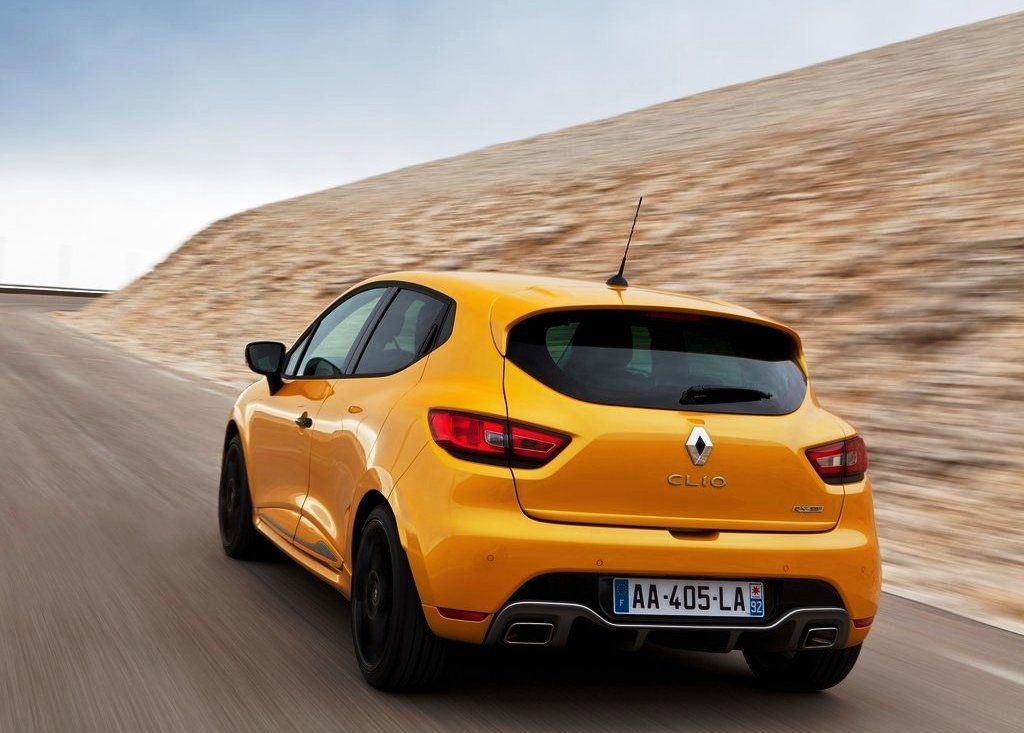 2013 Renault Clio RS 200 Rear (View 4 of 6)