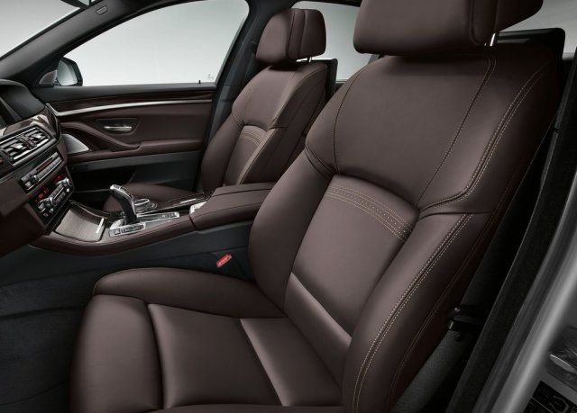 2014 BMW 5 Series Sedan Interior Design (View 3 of 9)
