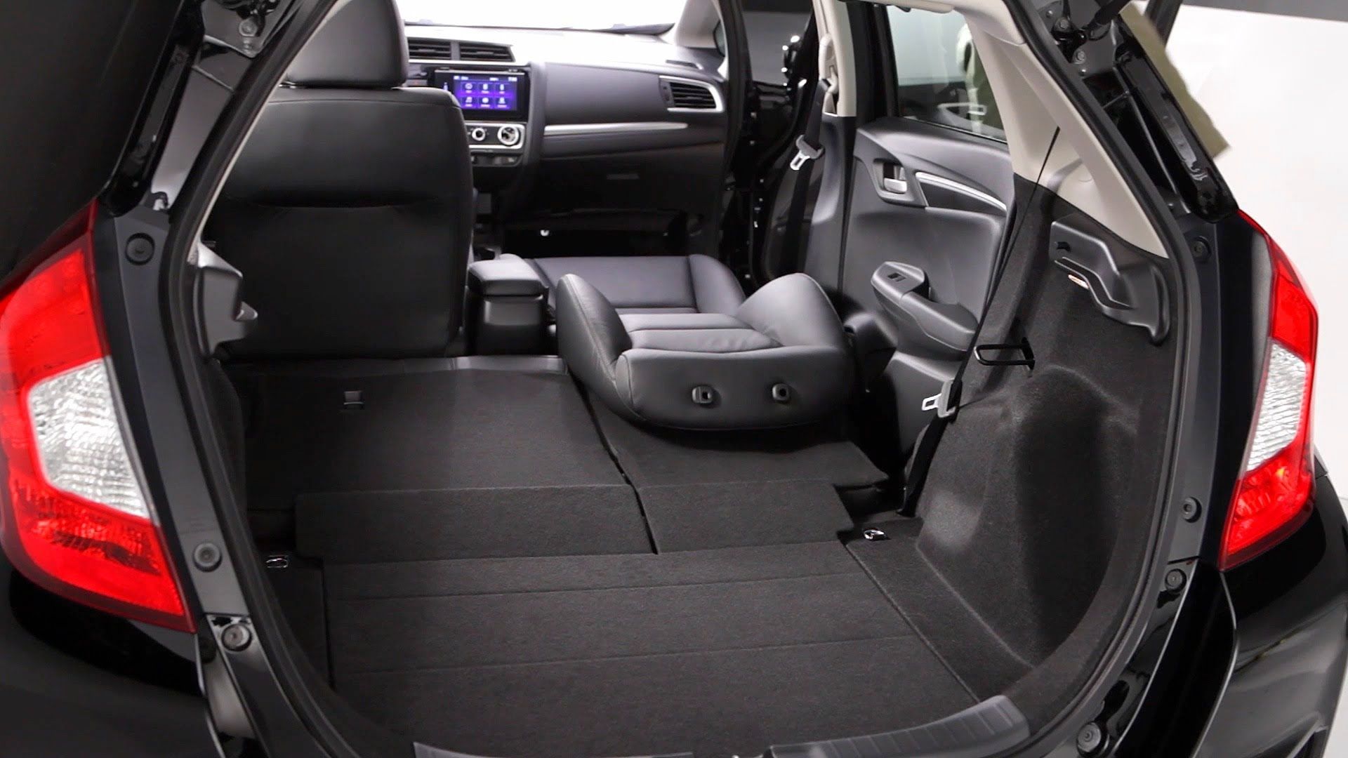 2015 Honda Fit Interior View (View 7 of 16)