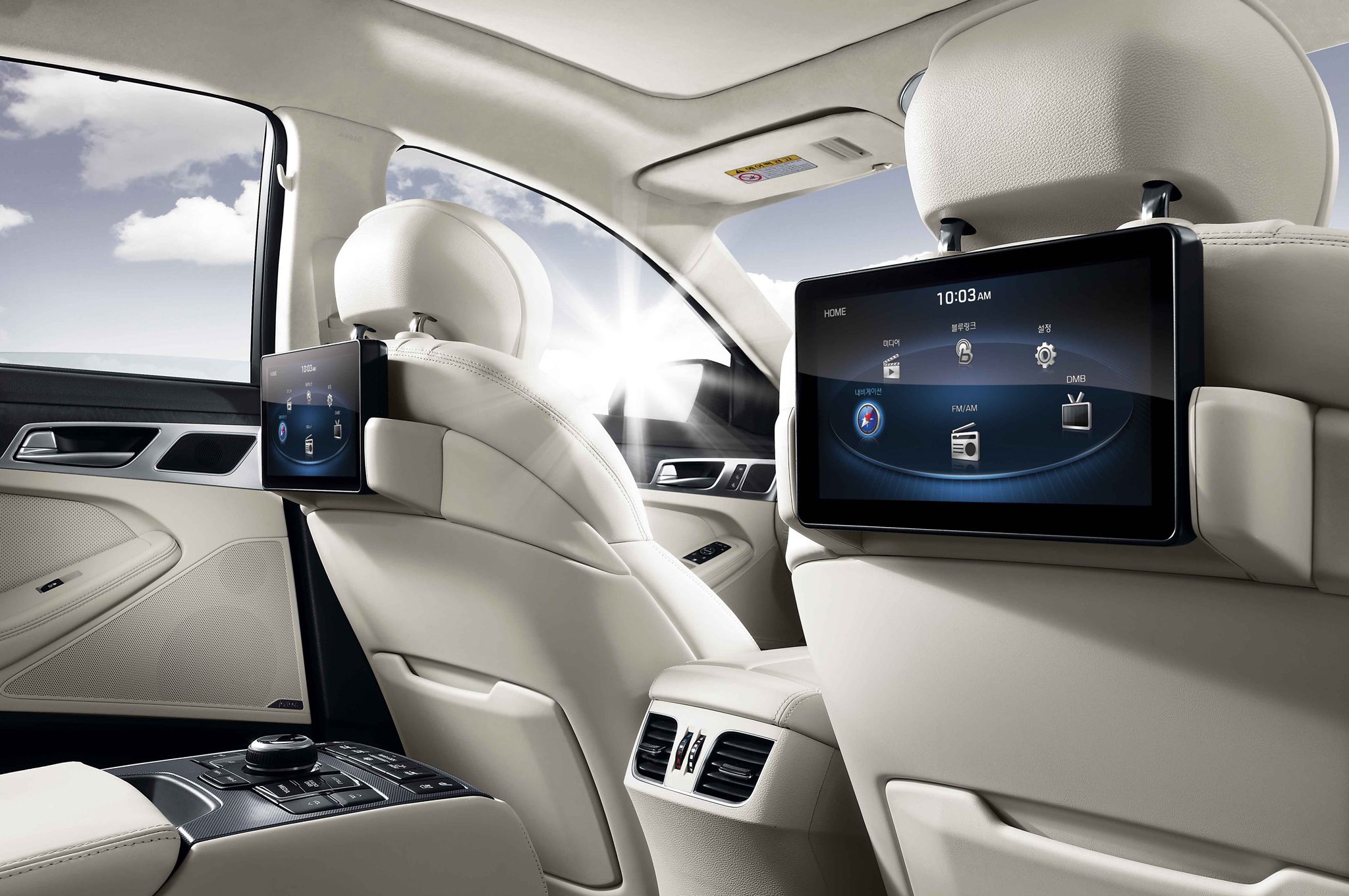 2015 Hyundai Genesis Rear Interior View (View 8 of 11)