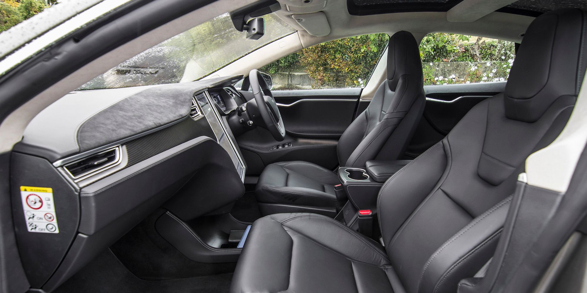 2015 Tesla Model S P85d Front Passenger Seat Interior (View 26 of 37)