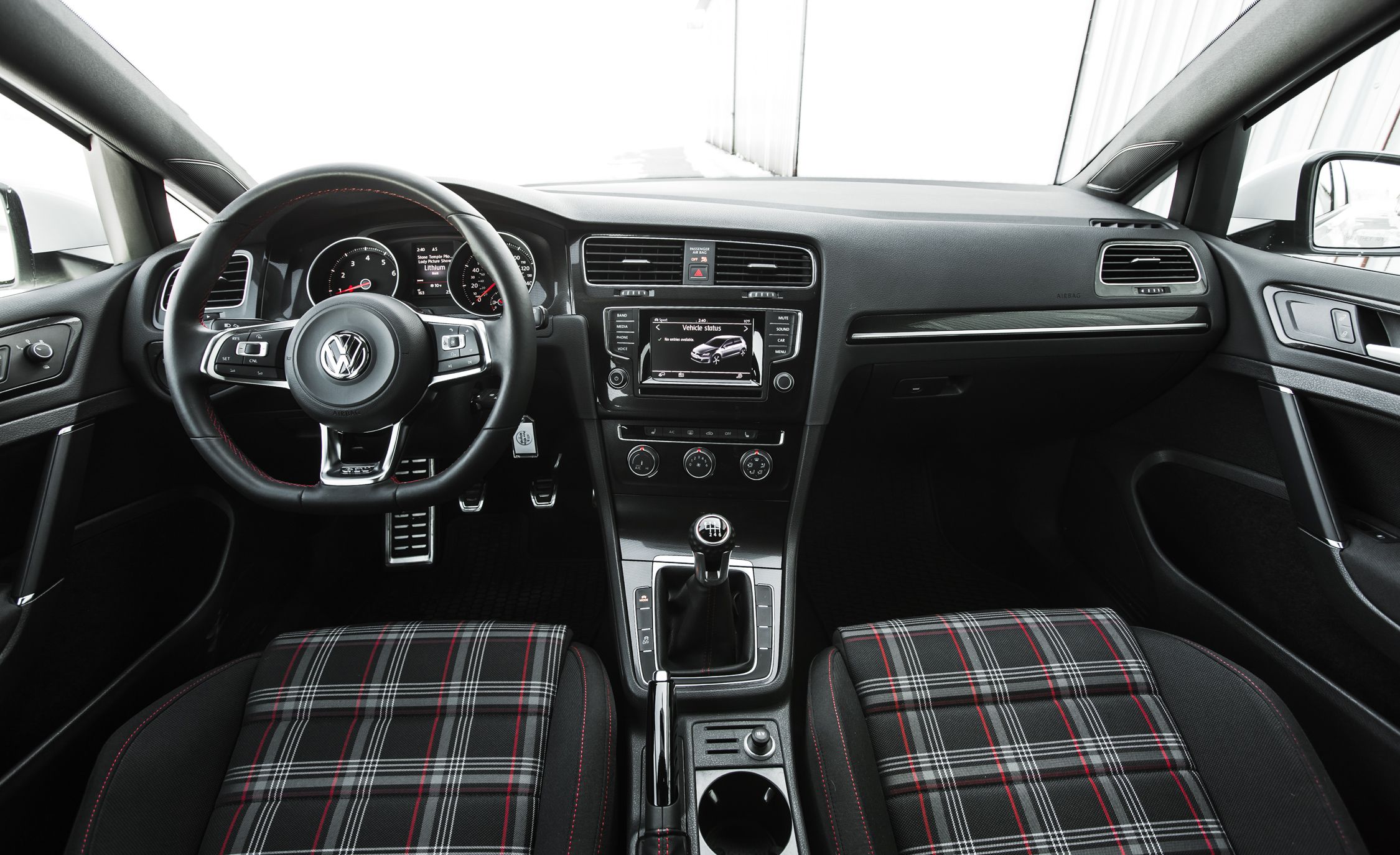 2015 Volkswagen GTI (View 43 of 55)