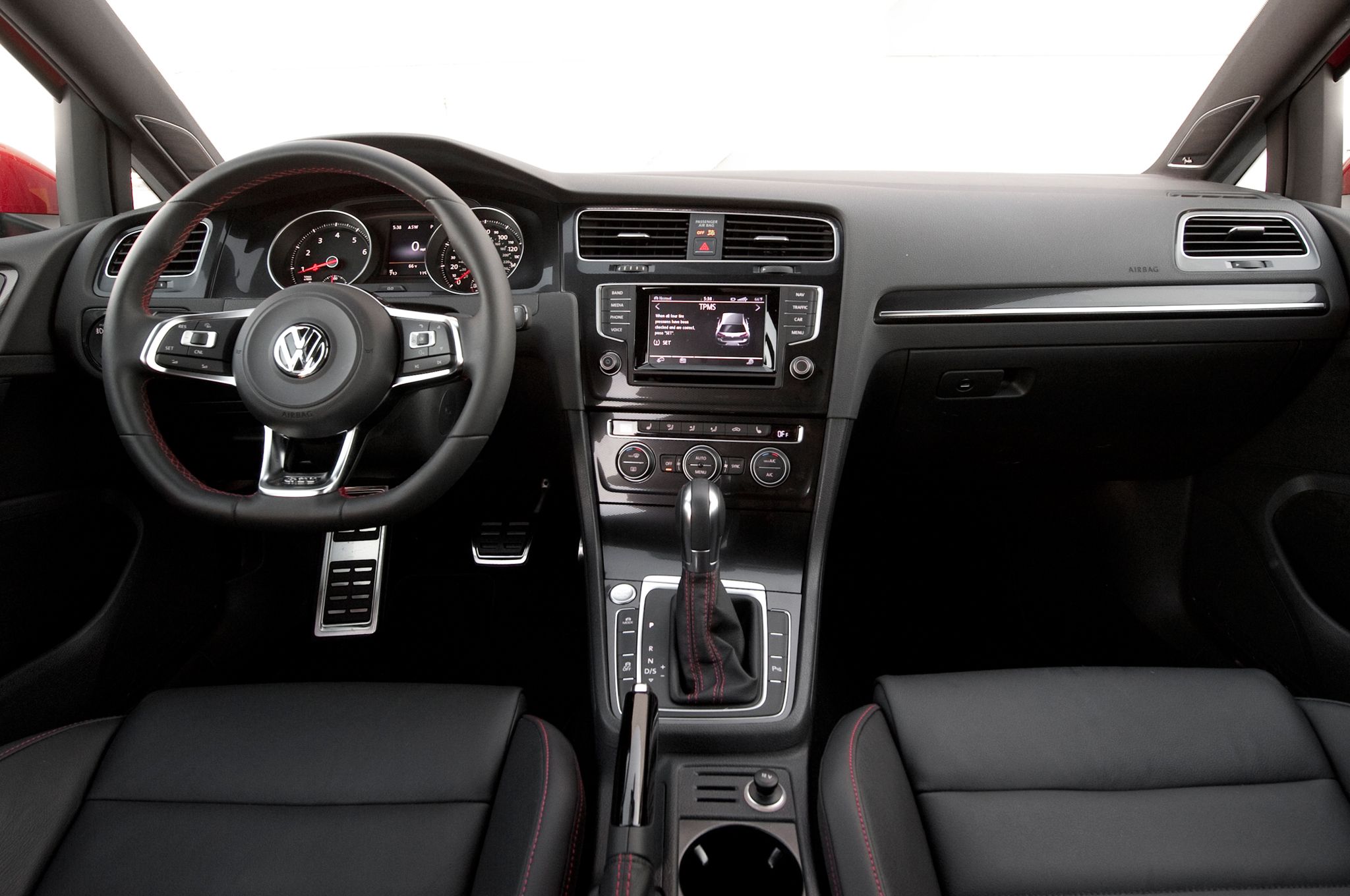 2015 Volkswagen Golf Gti Interior Dashboard And Cockpit (View 20 of 55)
