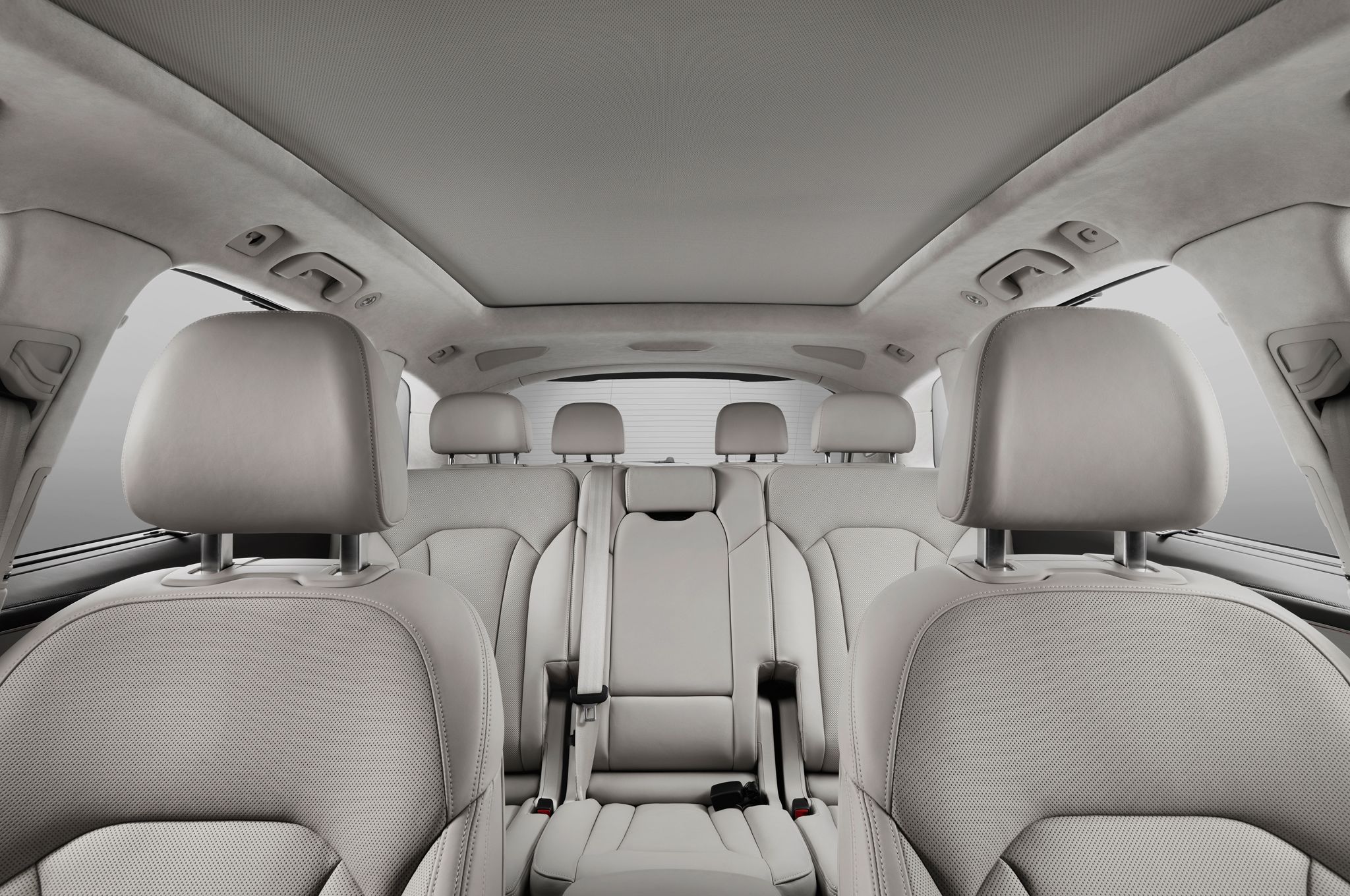2016 Audi Q7 Interior Profile (View 1 of 8)