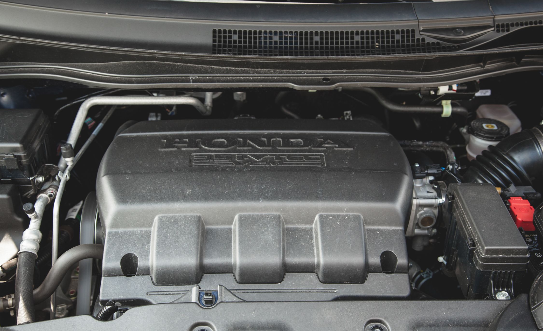 2014 Honda Odyssey Touring Elite  (View 18 of 19)