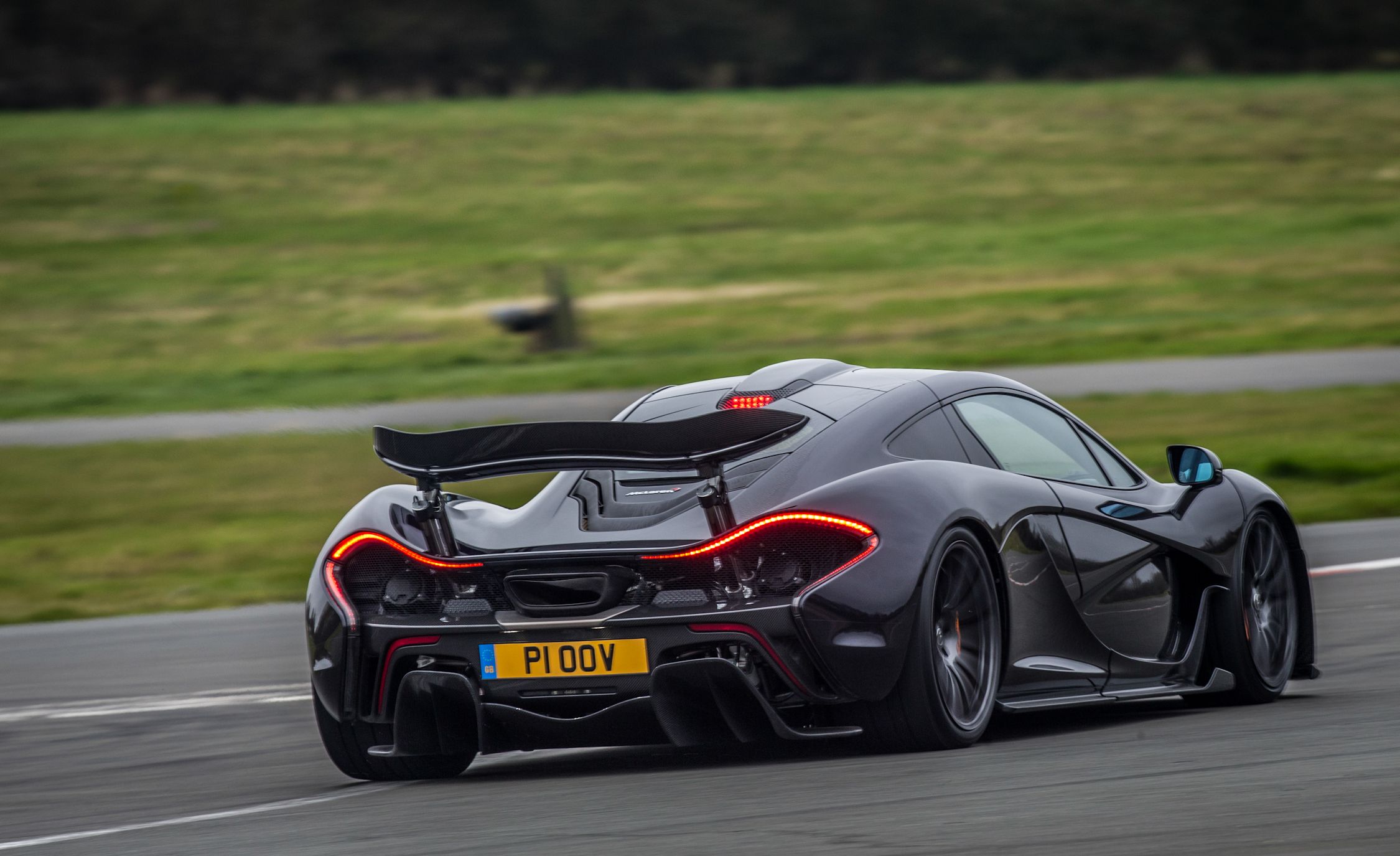 2014 McLaren P (View 14 of 53)