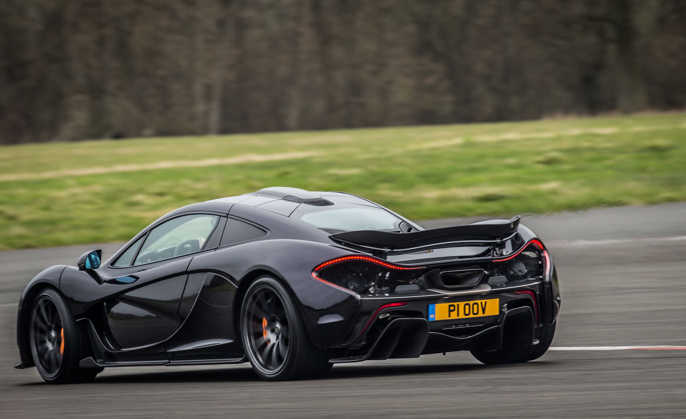 2014 McLaren P (View 13 of 53)