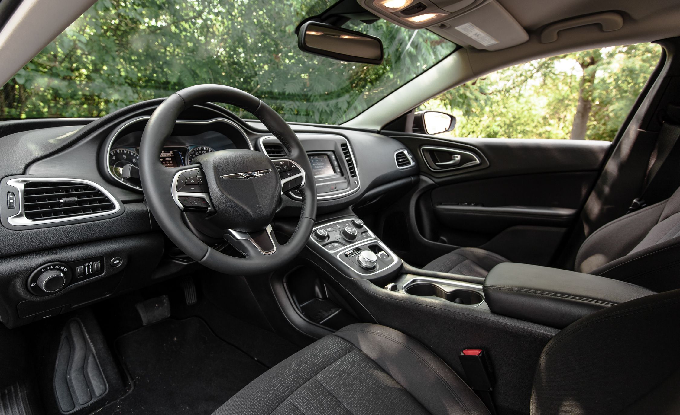 2015 Chrysler 200 Limited Interior (View 5 of 19)