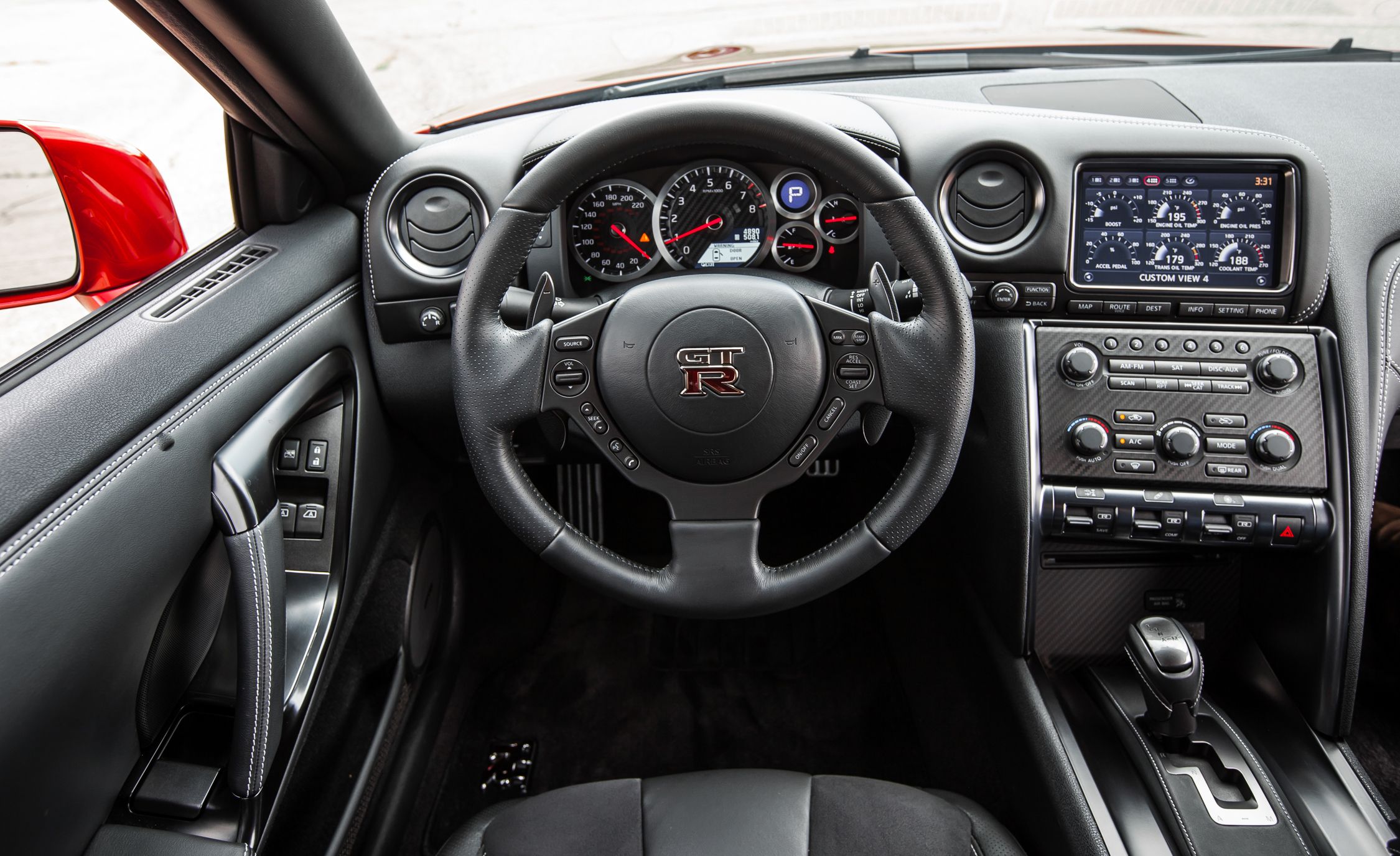 2015 Nissan GT R Interior (View 11 of 25)