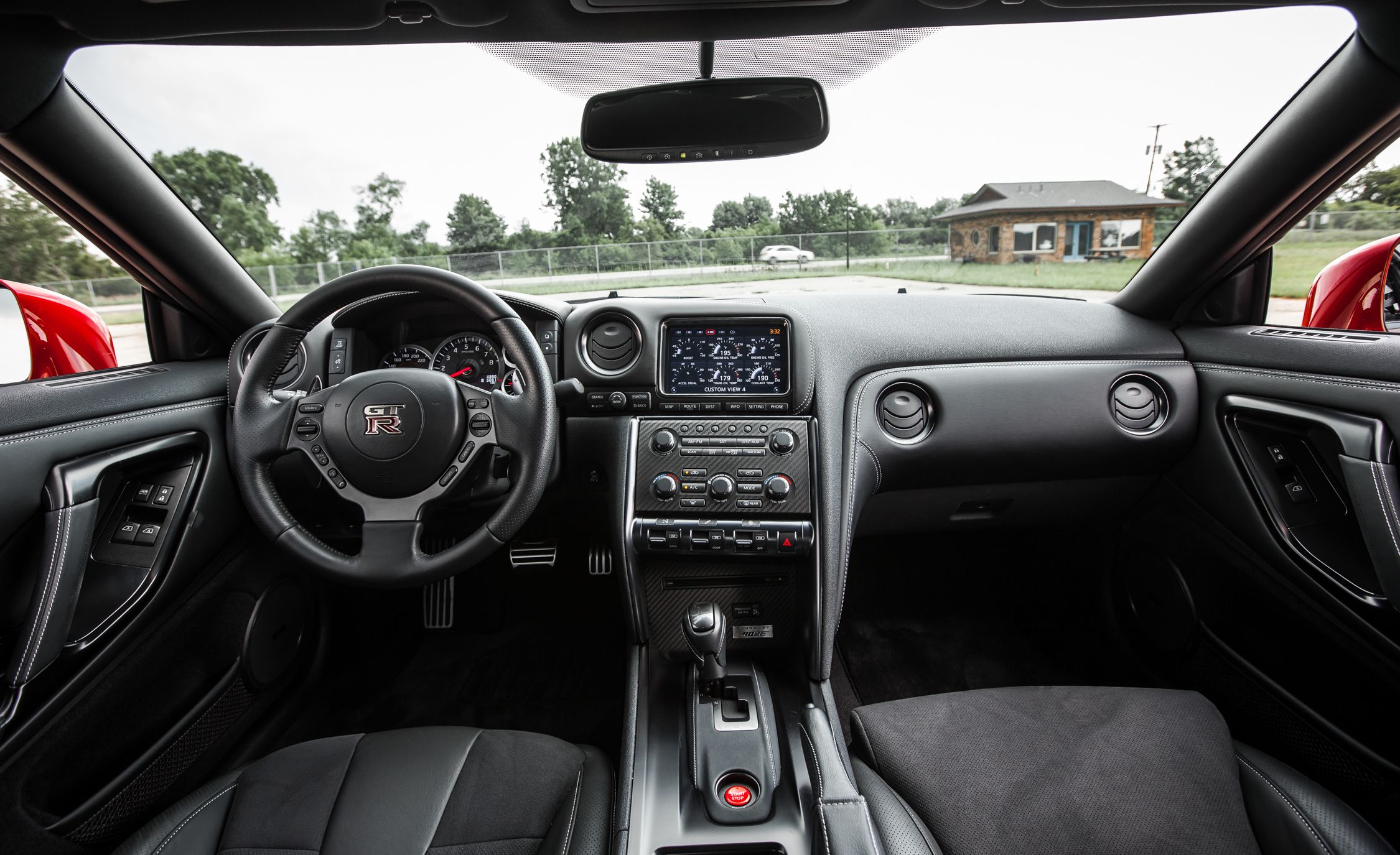2015 Nissan GT R Interior (View 15 of 25)
