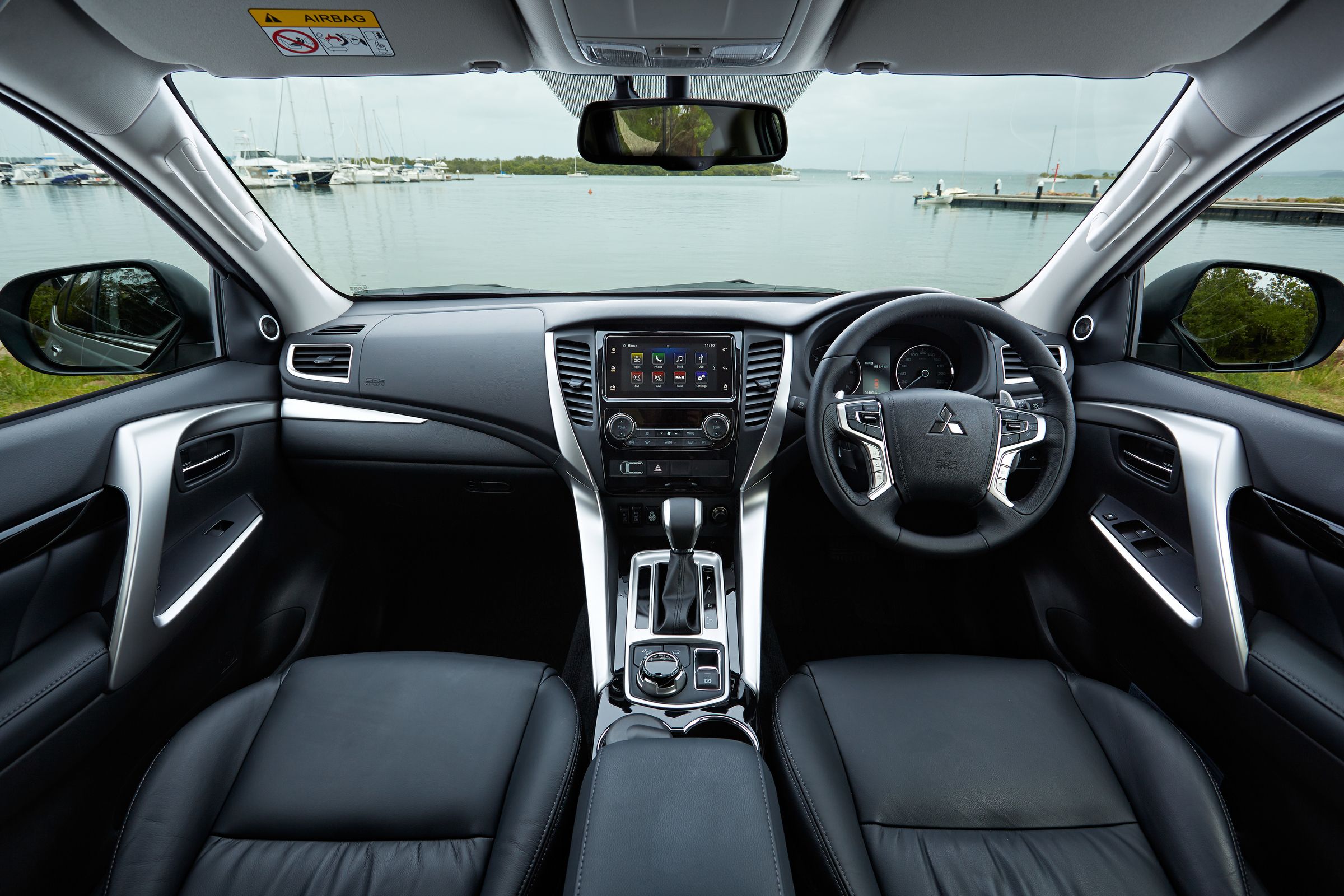2016 Mitsubishi Pajero Sport Interior (View 22 of 23)