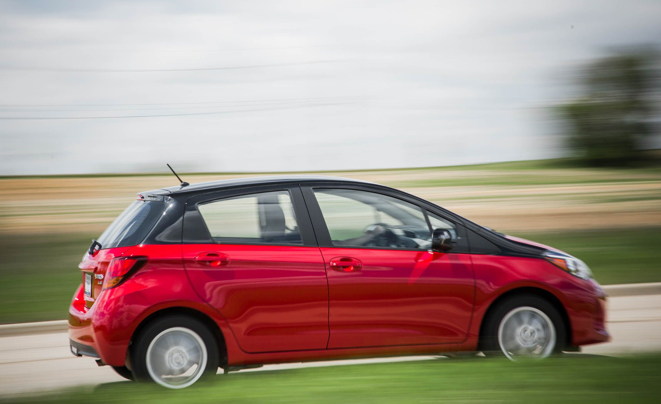 2016 Toyota Yaris Le (View 20 of 24)