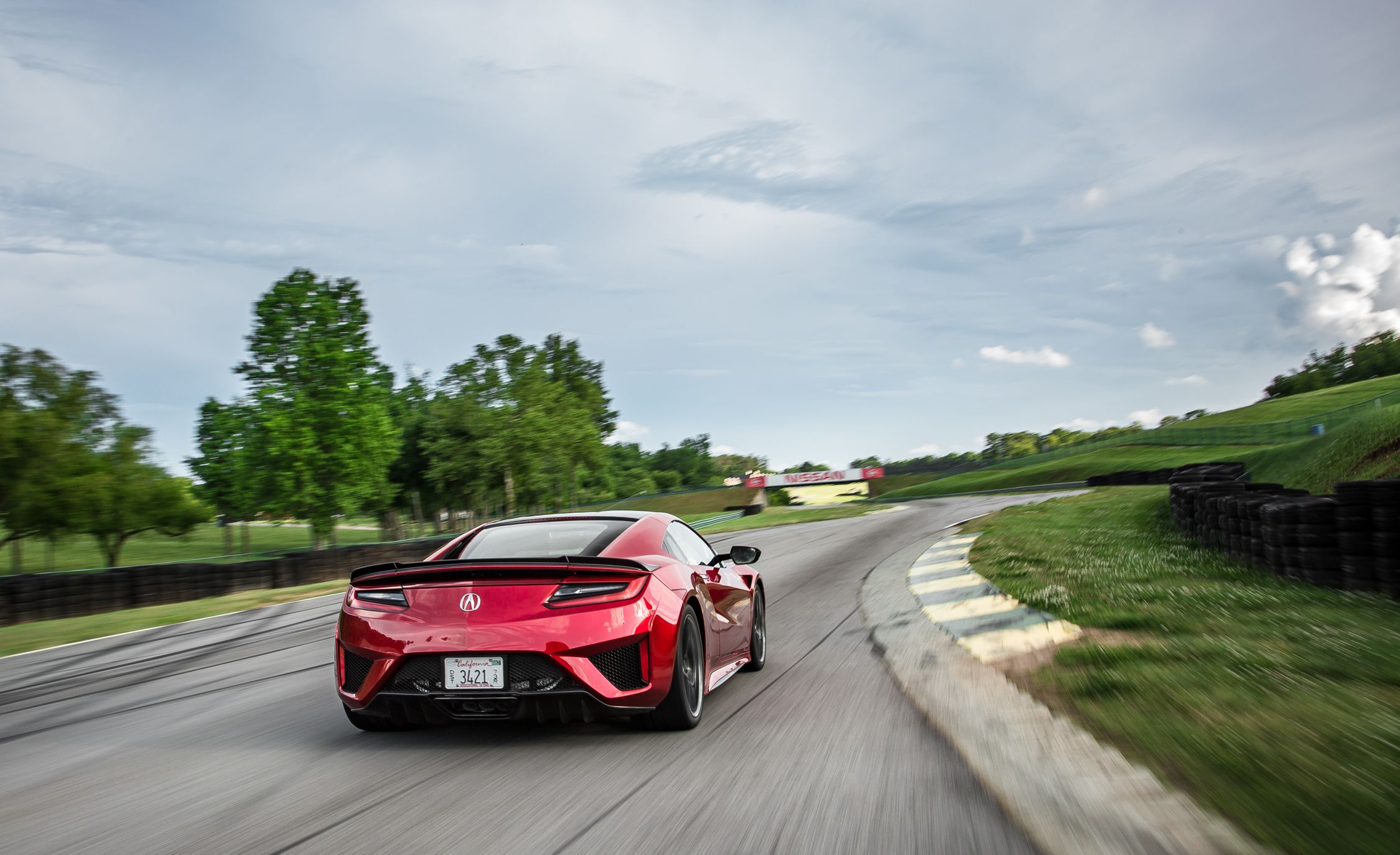2017 Acura Nsx (View 11 of 19)