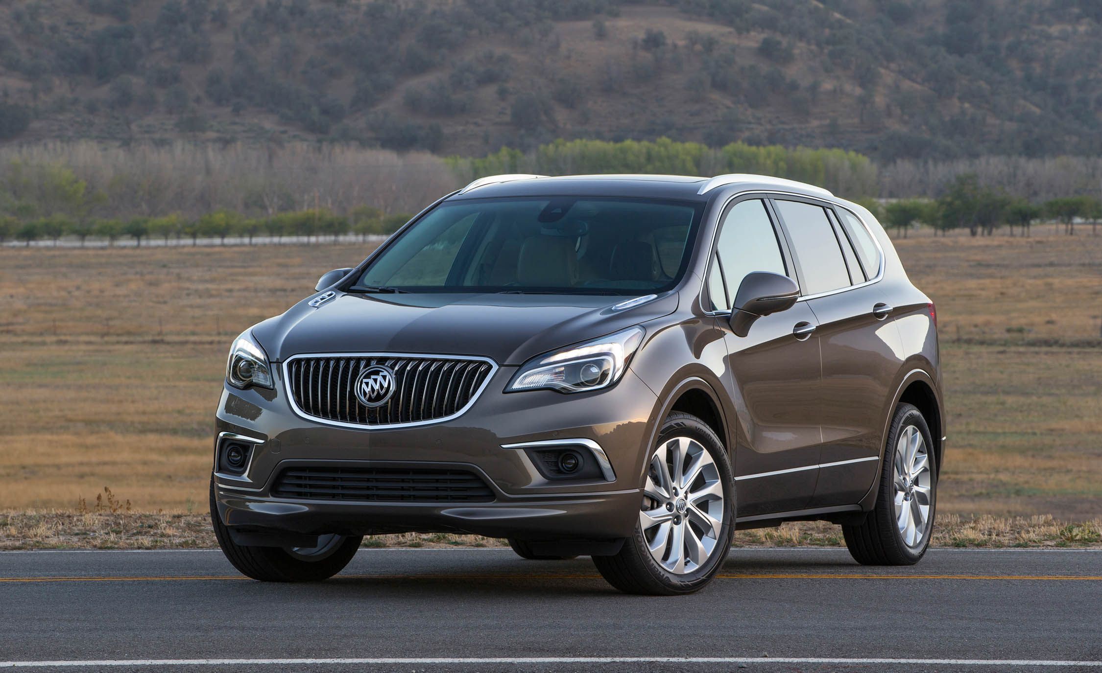 2017 Buick Envision (View 6 of 8)