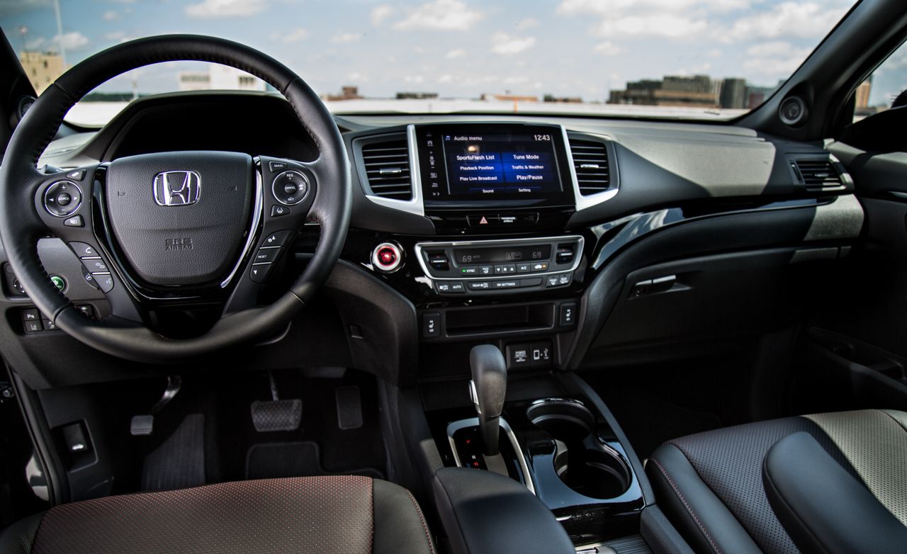 2017 Honda Ridgeline Interior Dashboard (View 7 of 20)