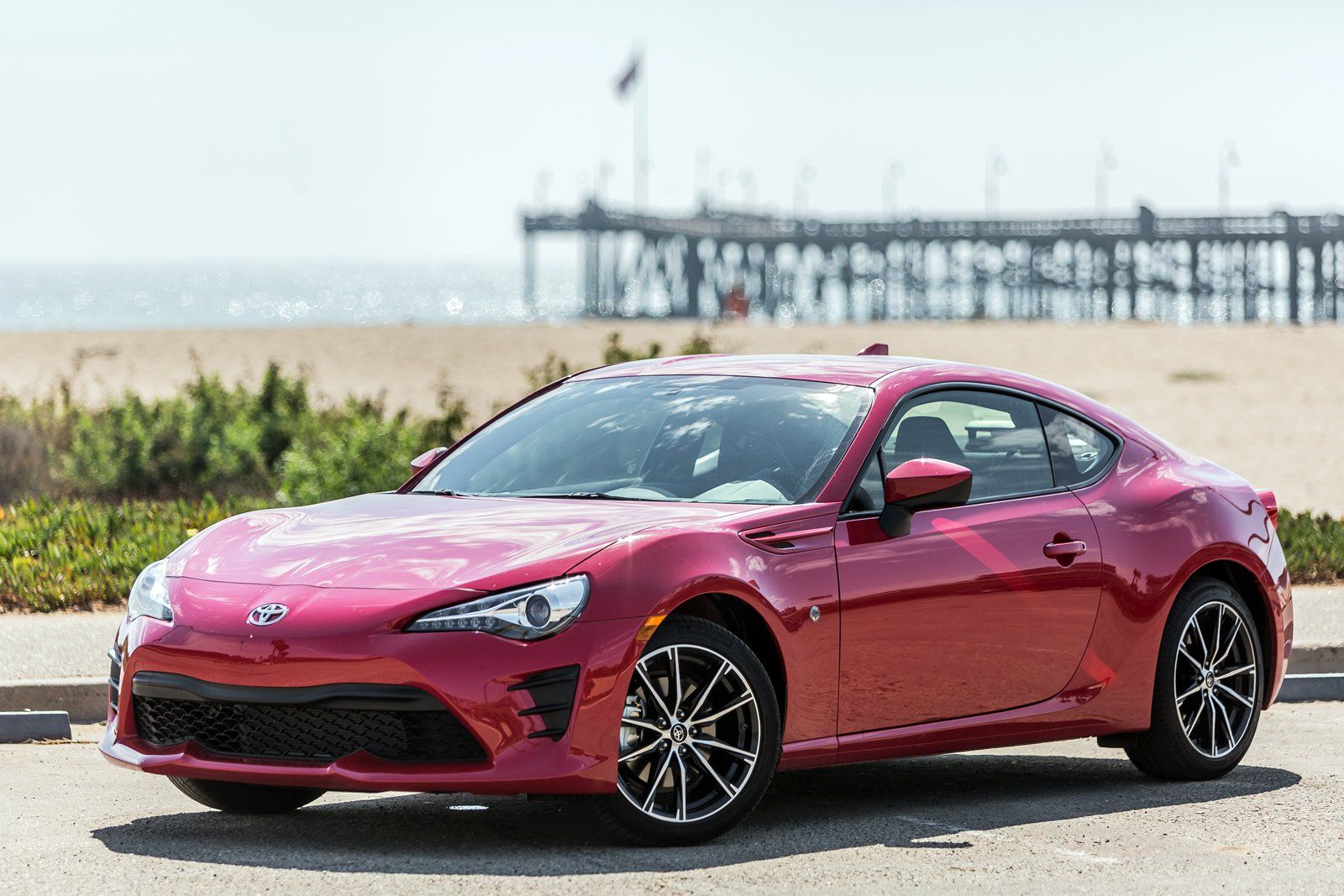 2017 Toyota 86 Exterior Red Front And Side (View 1 of 29)