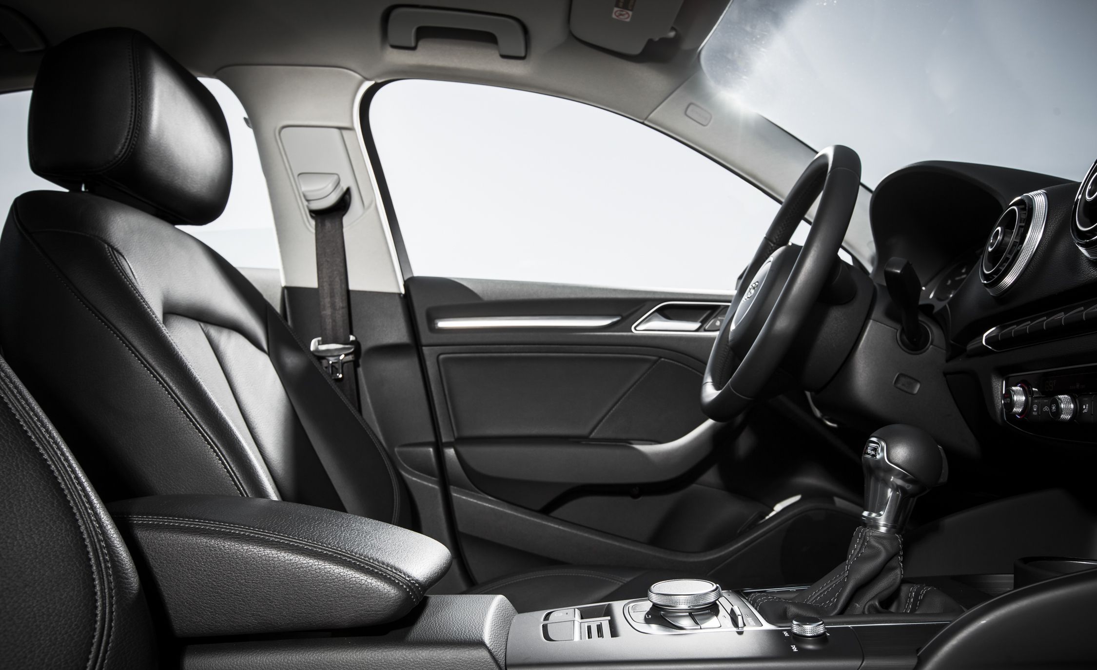 2015 Audi A3 TDI Interior Seats Cockpit (View 18 of 50)