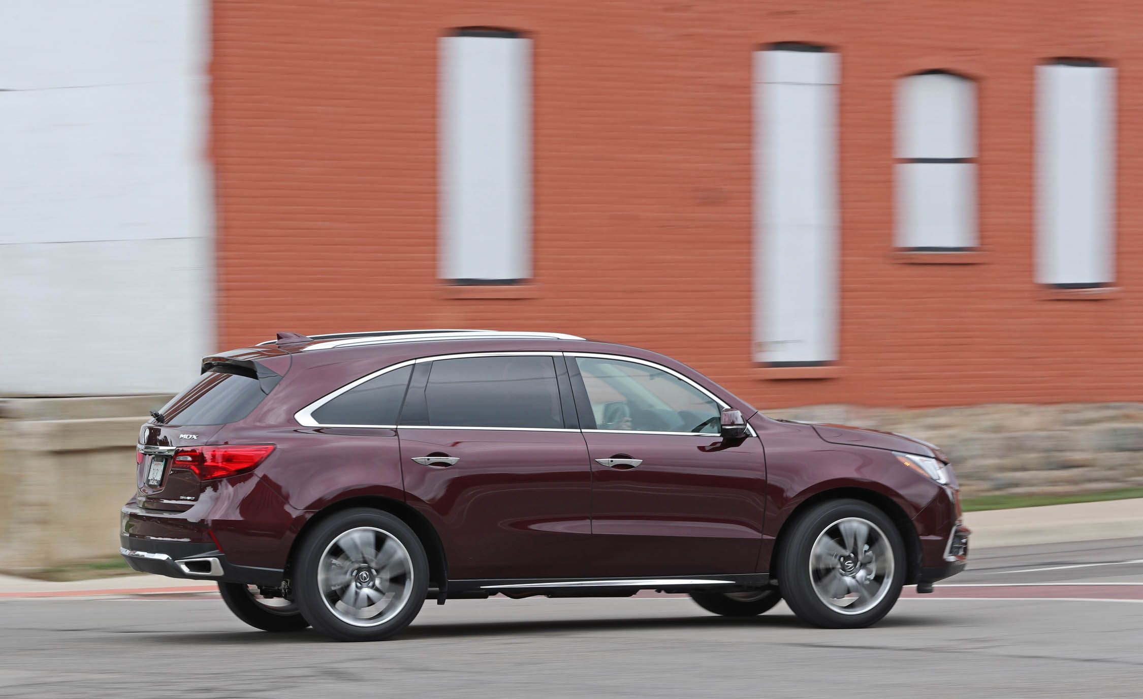 2017 Acura Mdx Test Drive Side View (View 2 of 22)