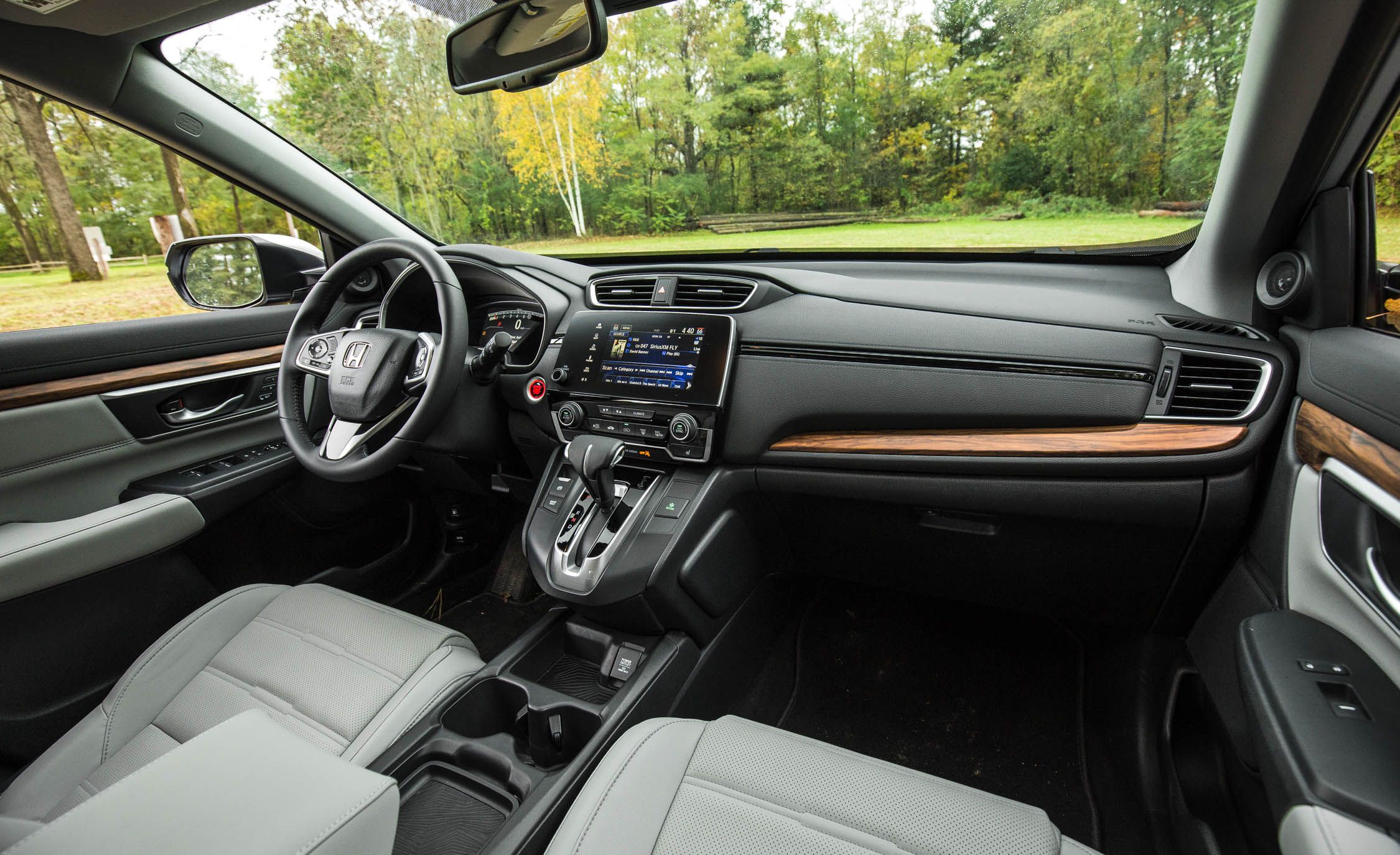 2017 Honda CR V Interior (View 20 of 28)