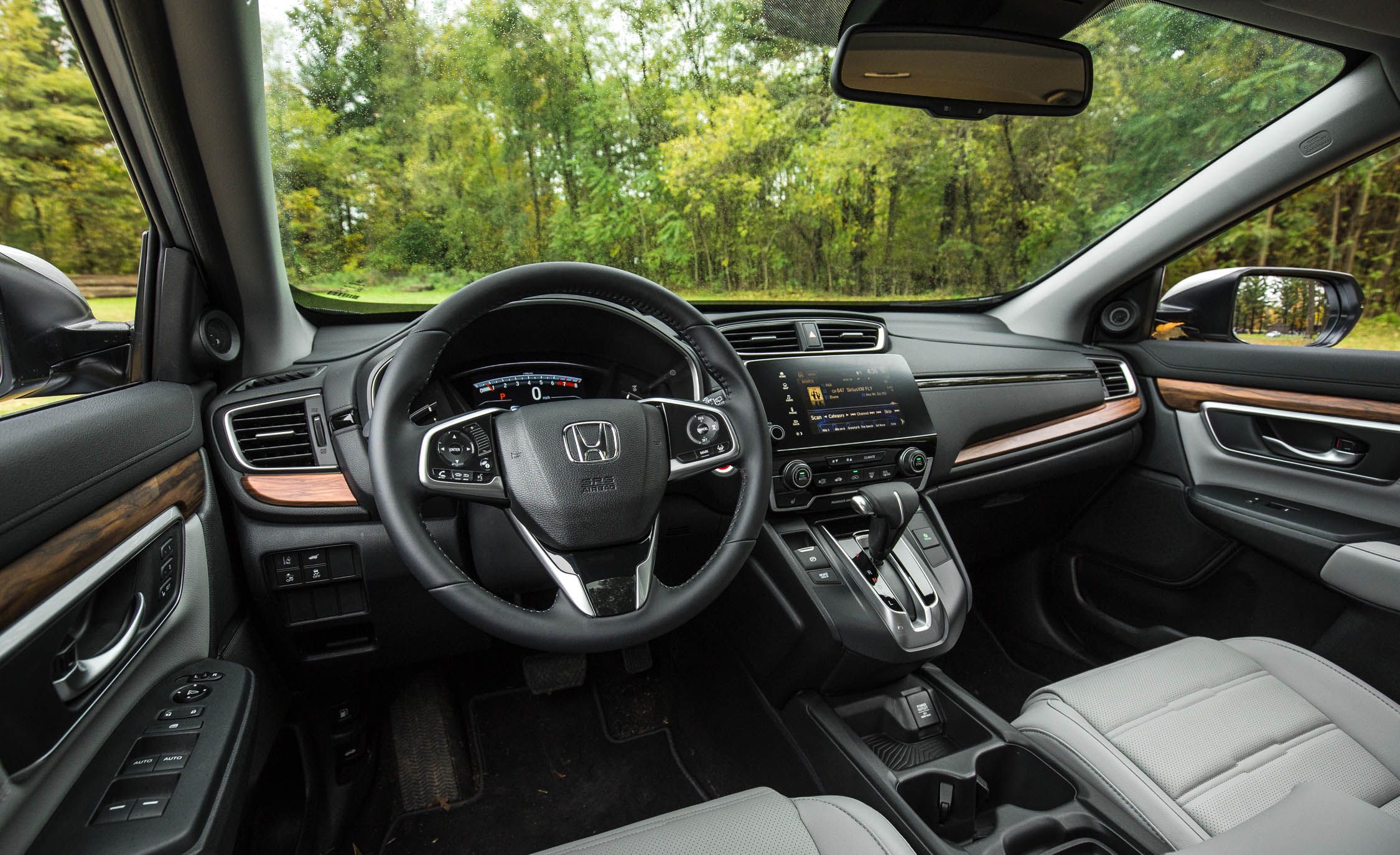 2017 Honda CR V Interior (View 14 of 28)
