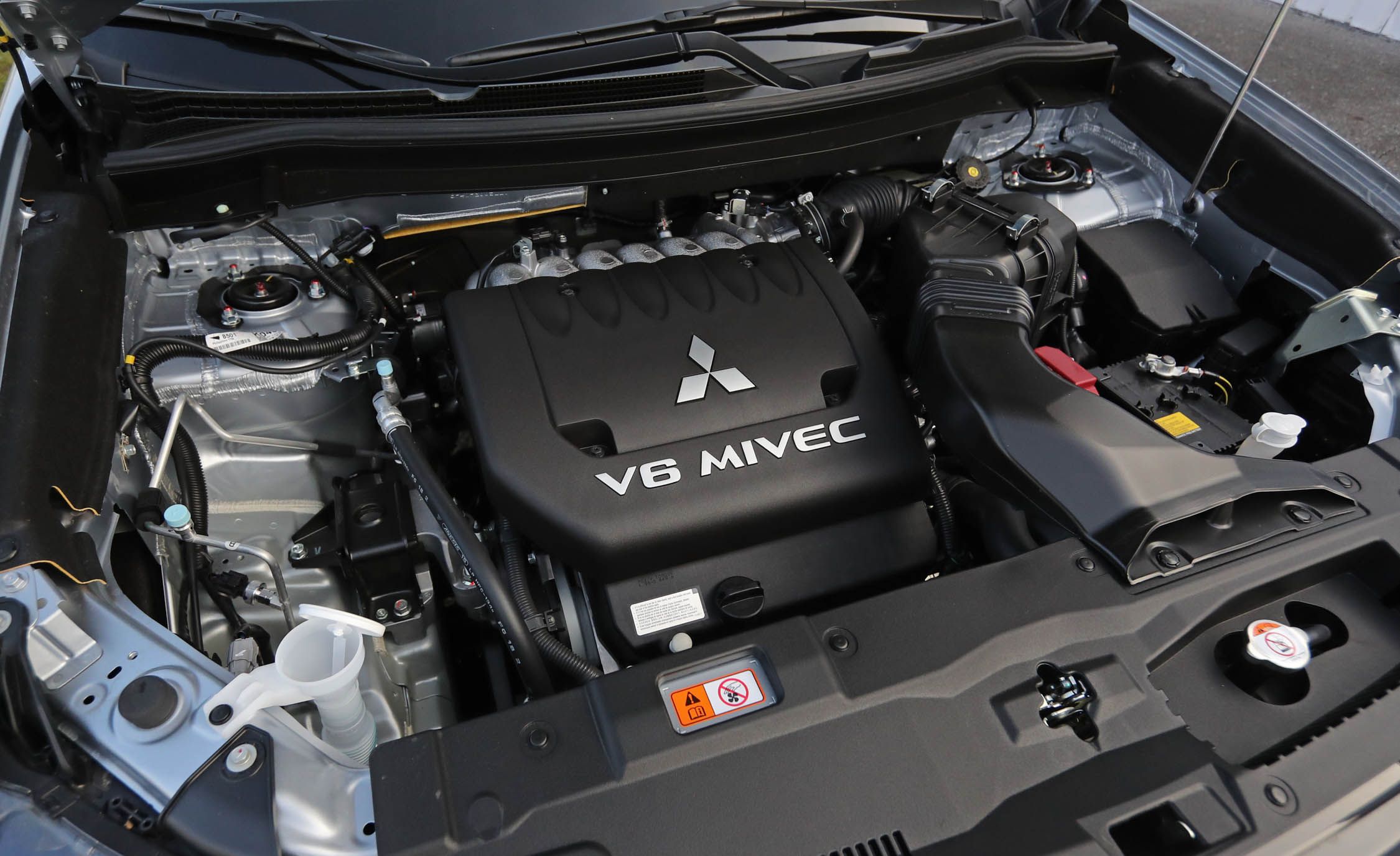 2017 Mitsubishi Outlander Gt V6 Engine (View 7 of 34)